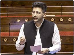 मां नहीं चाहती थीं चुनाव लड़ूं, फिर रखीं 2 शर्तें; राघव चड्ढा की राजनीति में आने की दिलचस्प कहानी